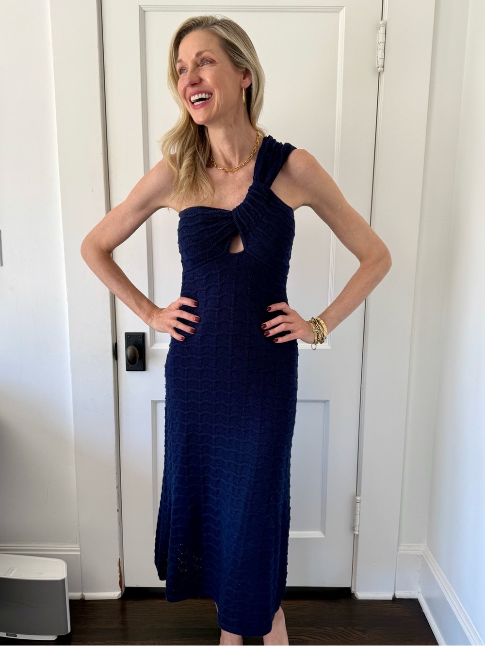 Elegant One-Shoulder Navy Knit Midi Dress with Twist Detail